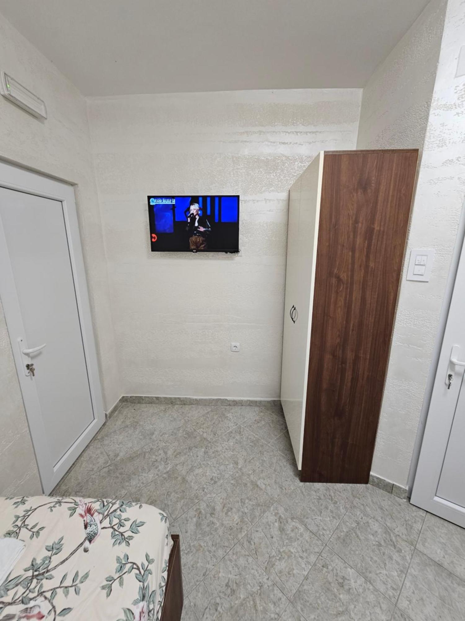 Apartmani Vila Ebra Utjeha Exterior foto
