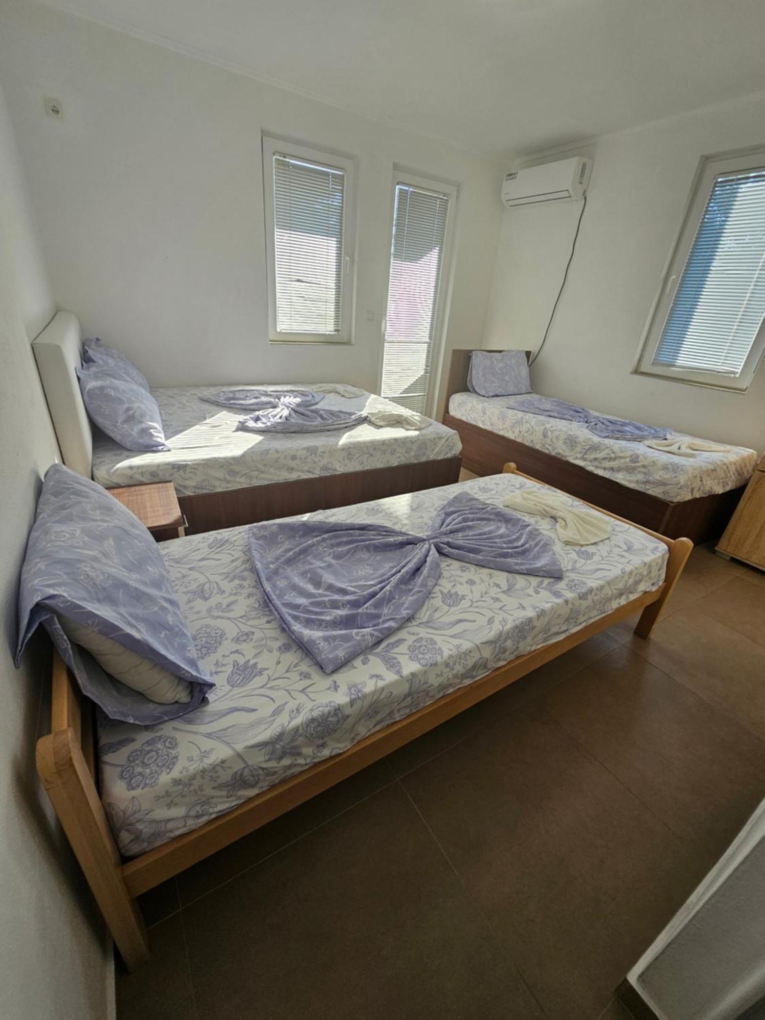 Apartmani Vila Ebra Utjeha Exterior foto
