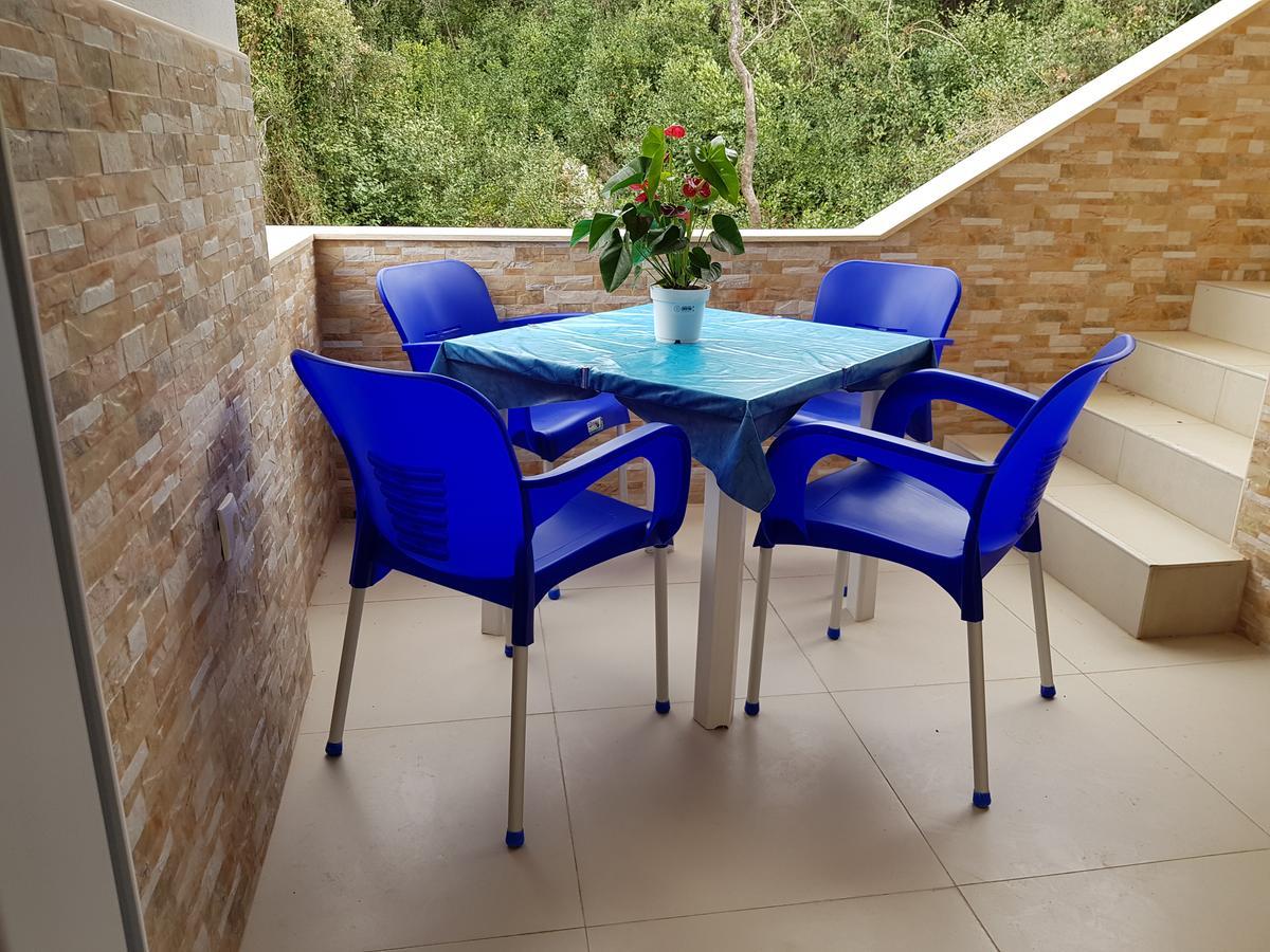 Apartmani Vila Ebra Utjeha Exterior foto
